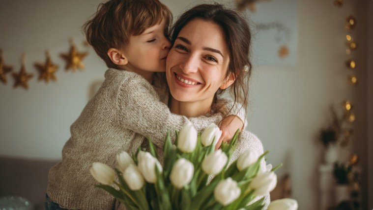 З Днем матері