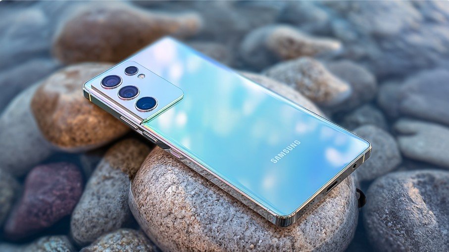 Samsung Galaxy S24 Plus як статусний презент